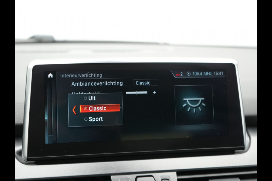 BMW 2 Serie Active Tourer 225xe iPerformance Plug in Hybrid Dealer O.H. PHEV | Sportstoelen Verwarmd | LED Koplampen | Navigatie | Parkeersensoren Voor & Achter | Cruise Control | Climate Control |