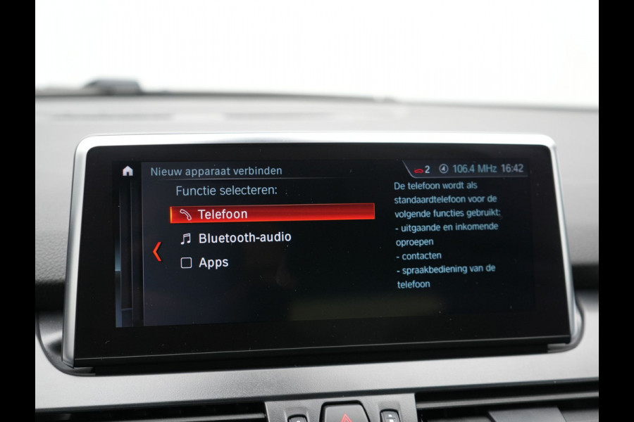 BMW 2 Serie Active Tourer 225xe iPerformance Plug in Hybrid Dealer O.H. PHEV | Sportstoelen Verwarmd | LED Koplampen | Navigatie | Parkeersensoren Voor & Achter | Cruise Control | Climate Control |