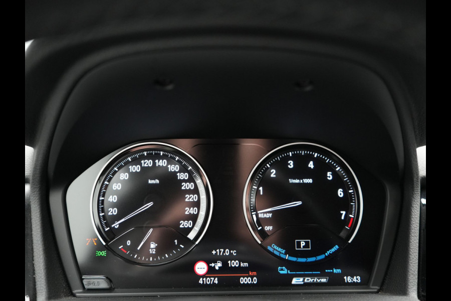 BMW 2 Serie Active Tourer 225xe iPerformance Plug in Hybrid Dealer O.H. PHEV | Sportstoelen Verwarmd | LED Koplampen | Navigatie | Parkeersensoren Voor & Achter | Cruise Control | Climate Control |