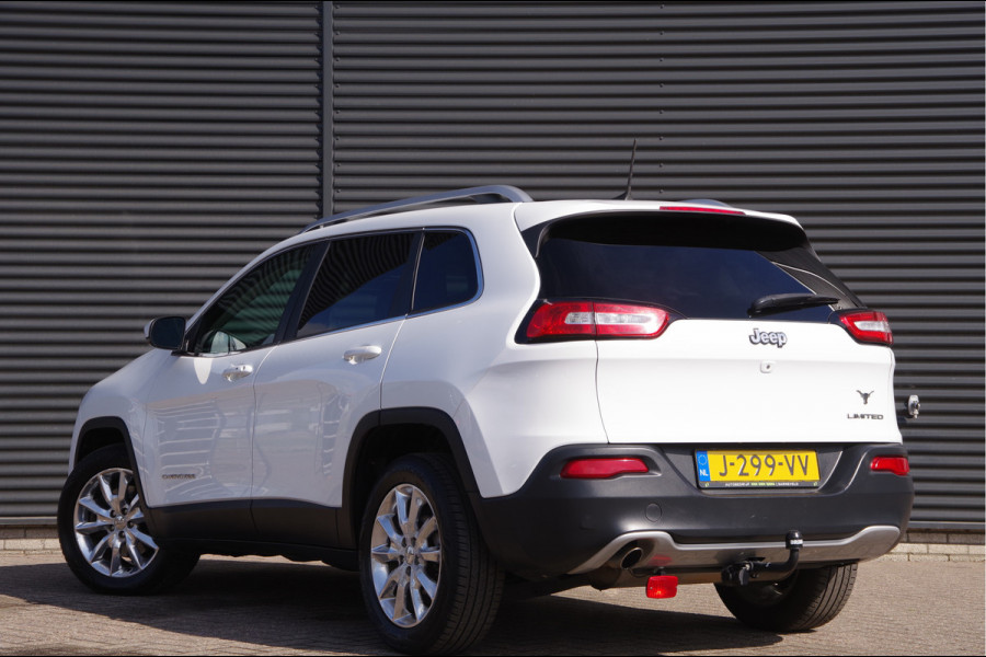 Jeep Cherokee 2.4 LIMITED, 190PK AUT. LEDER, XENON, TREKHAAK, KEYLESS, CAMERA, CRUISE, CLIMA, STOEL/STUUR VERWARMING