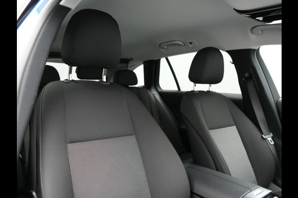 Mercedes-Benz C-Klasse Estate 300 e Plug In Hybrid 320pk PHEV | Adaptive Cruise | Camera | Stoelverwarming | Apple Carplay | DAB | LED |  Navi Full Map | Virtual |