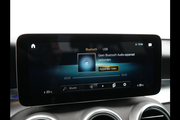 Mercedes-Benz GLC 300e 4MATIC AMG Plug In Hybrid 320pk PHEV | Apple Carplay |  Alcantara Sportstoelen | Sfeerverlichting | Virtual Cockpit | 19"L.M | Night Pakket |