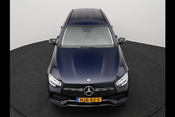 Mercedes-Benz GLC 300e 4MATIC AMG Plug In Hybrid 320pk PHEV | Apple Carplay |  Alcantara Sportstoelen | Sfeerverlichting | Virtual Cockpit | 19"L.M | Night Pakket |