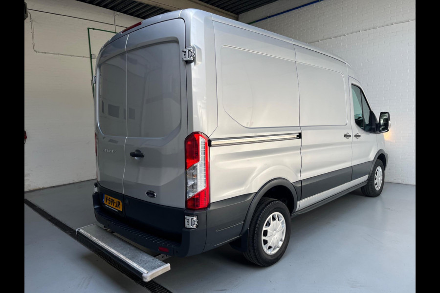 Ford Transit Werkplaats 350 2.0 TDCI 130pk euro6 L2H2 3Persoons Trend Servicewagen Sortimo inrichting Camera RIJKLAARPRIJS!