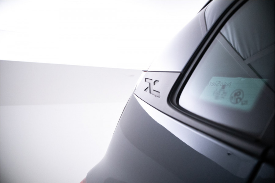 Seat Arona 1.0 TSI Style Cruise Control, Navigatie, Apple Carplay