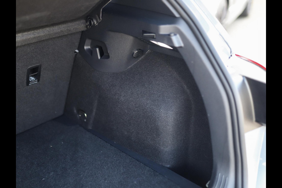 Volkswagen Golf 2.0 TSI GTI Clubsport | Keyless | Pano | 20" LM | H/K | Camera | Leder-pakket