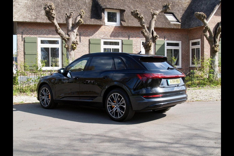 Audi e-tron e-tron 55 quattro advanced 95 kWh | NL- Auto | Black-Optiek | 70.000KM |