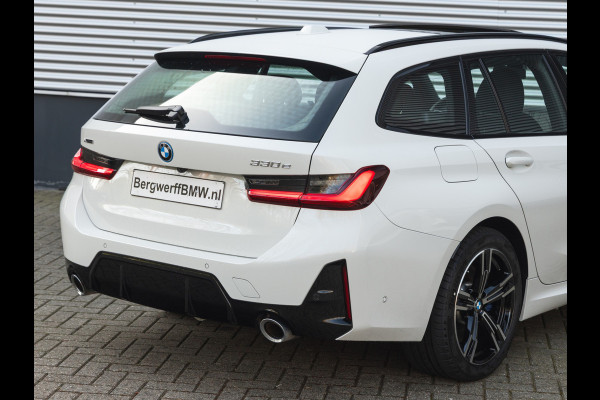 BMW 3 Serie Touring 330e xDrive M-Sport - LCI 2 - Grote Range - Pano - Trekhaak - Harman Kardon