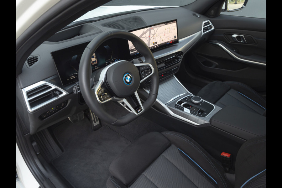 BMW 3 Serie Touring 330e xDrive M-Sport - LCI 2 - Grote Range - Pano - Trekhaak - Harman Kardon