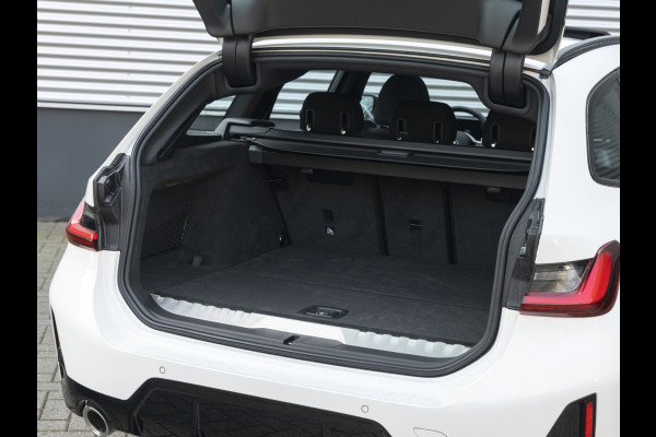 BMW 3 Serie Touring 330e xDrive M-Sport - LCI 2 - Grote Range - Pano - Trekhaak - Harman Kardon