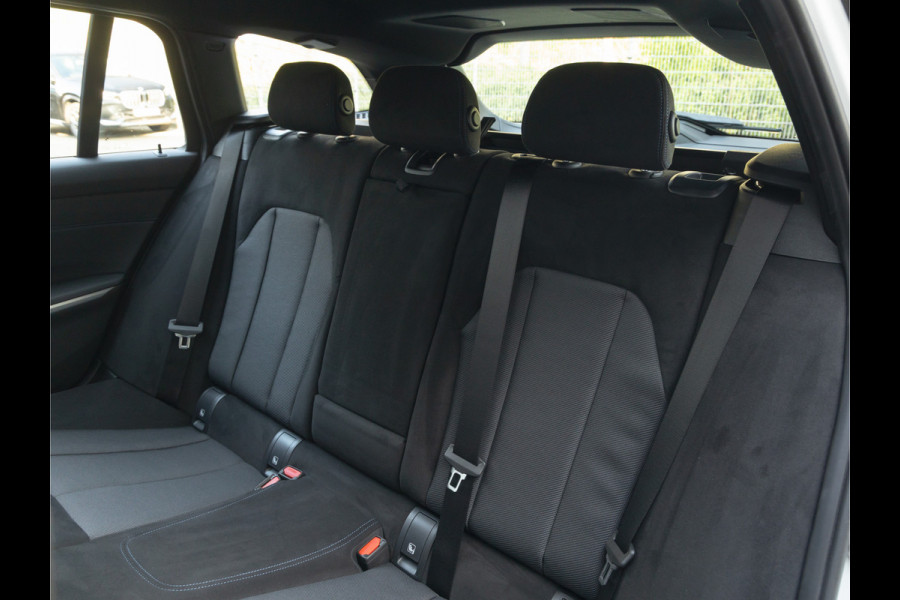 BMW 3 Serie Touring 330e xDrive M-Sport - LCI 2 - Grote Range - Pano - Trekhaak - Harman Kardon