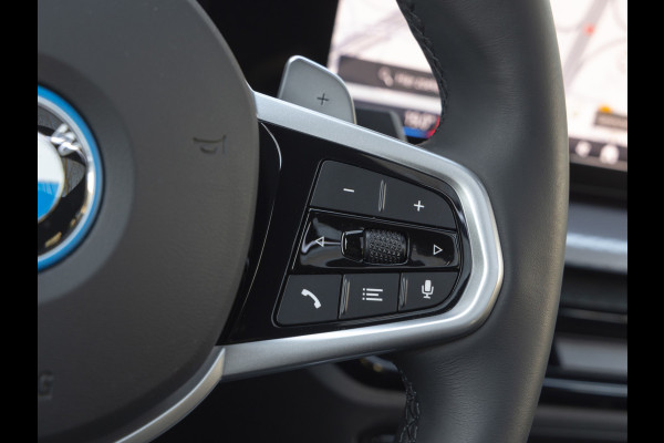BMW 3 Serie Touring 330e xDrive M-Sport - LCI 2 - Grote Range - Pano - Trekhaak - Harman Kardon