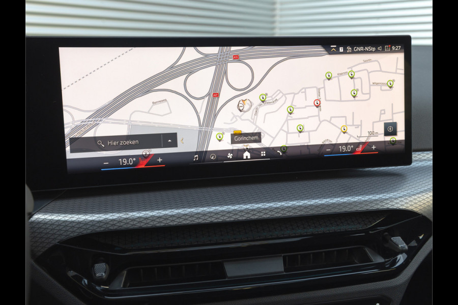 BMW 3 Serie Touring 330e xDrive M-Sport - LCI 2 - Grote Range - Pano - Trekhaak - Harman Kardon