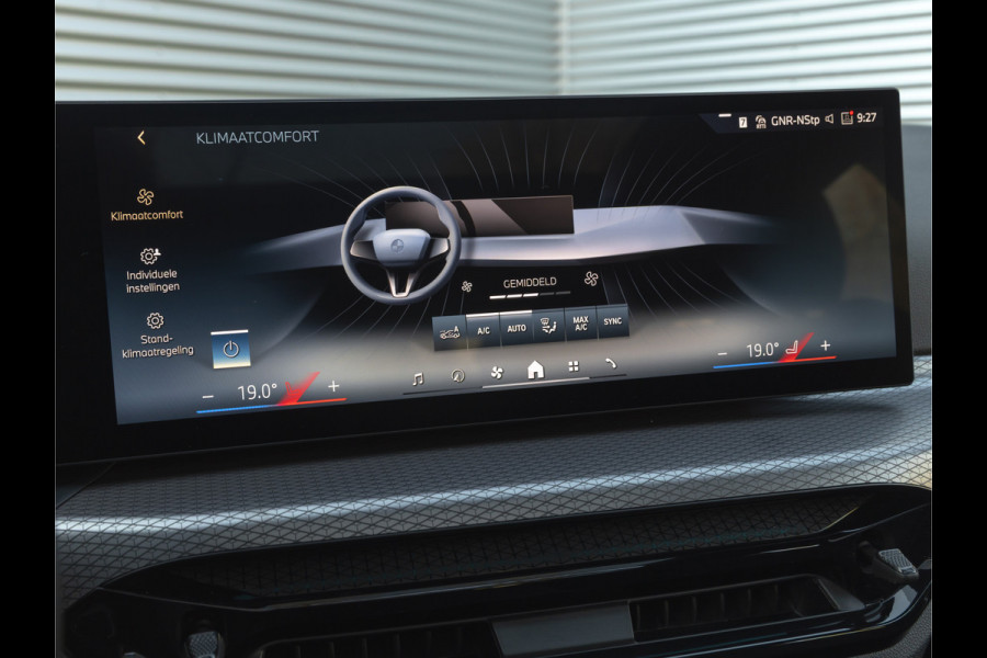 BMW 3 Serie Touring 330e xDrive M-Sport - LCI 2 - Grote Range - Pano - Trekhaak - Harman Kardon