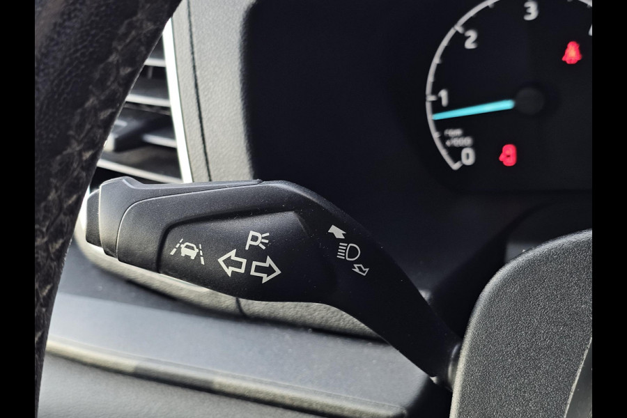 Ford Transit Custom 320 2.0 TDCI L1H1 Sport DC 185pk Automaat | DC | Dubbele Cabine | Adaptive cruise control | Dubbele schuifdeur | Trekhaak | Camera | Navigatie | Stoel-Stoel | Stoelverwarming