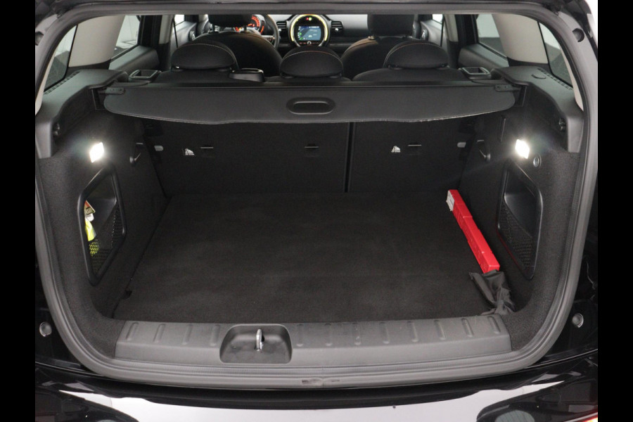 MINI Clubman 1.5 One Business Edition NAVI 17”LMV BLACK