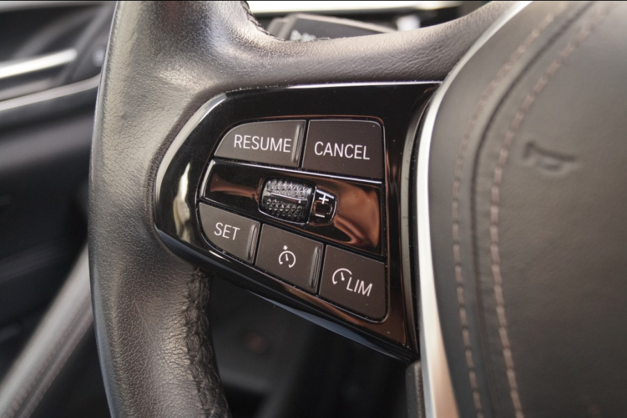 BMW 5 Serie 520i 184pk Automaat Business Edition Plus -LEER-NAVI-
