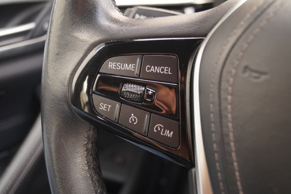 BMW 5 Serie 520i 184pk Automaat Business Edition Plus -LEER-NAVI-