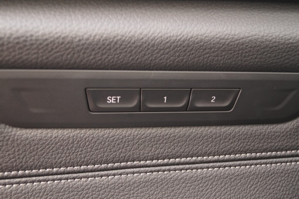 BMW 5 Serie 520i 184pk Automaat Business Edition Plus -LEER-NAVI-