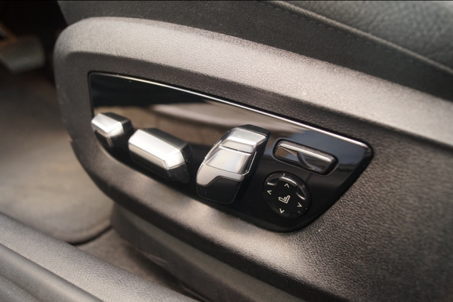 BMW 5 Serie 520i 184pk Automaat Business Edition Plus -LEER-NAVI-