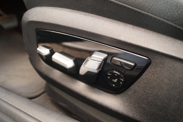 BMW 5 Serie 520i 184pk Automaat Business Edition Plus -LEER-NAVI-