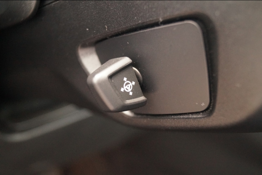 BMW 5 Serie 520i 184pk Automaat Business Edition Plus -LEER-NAVI-