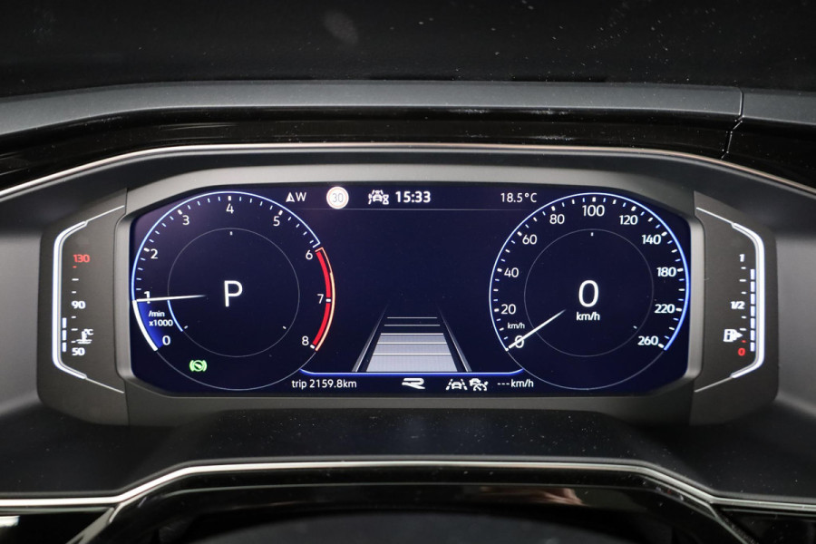 Volkswagen Taigo 1.0 TSI R-Line Edition 116 PK | Automaat (DSG) | Panoramadak | Black style pakket | Camera | Keyless entry | Led matrix