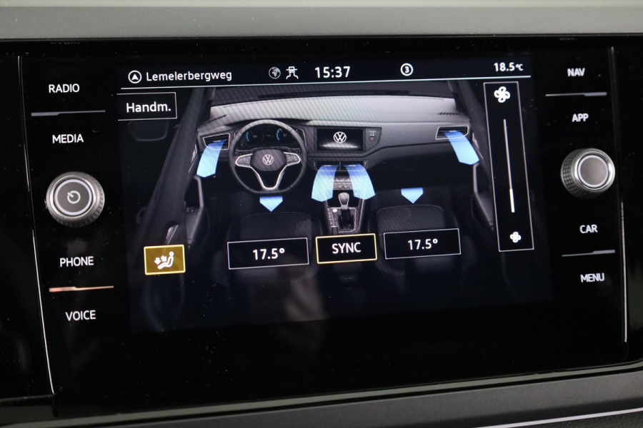 Volkswagen Taigo 1.0 TSI R-Line Edition 116 PK | Automaat (DSG) | Panoramadak | Black style pakket | Camera | Keyless entry | Led matrix