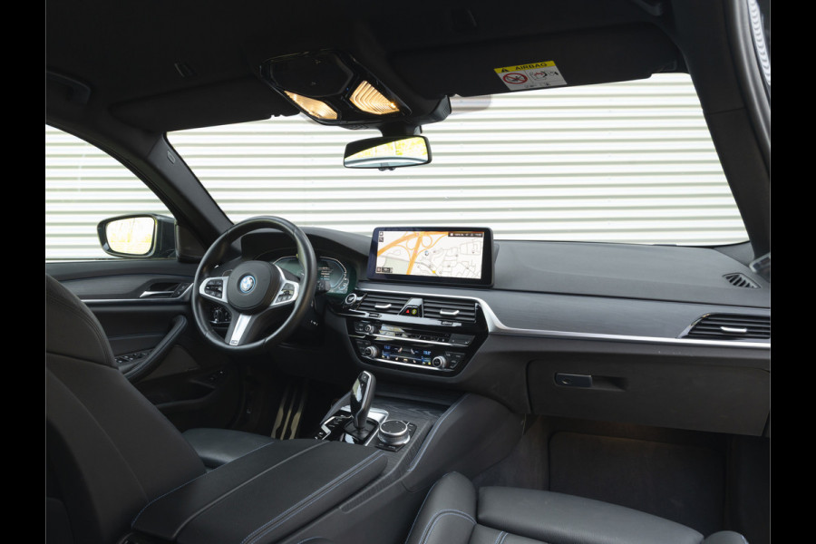 BMW 5 Serie Touring 530e M-Sport - Harman Kardon - Driving Ass Prof - 2x TV - Trekhaak - Head-Up