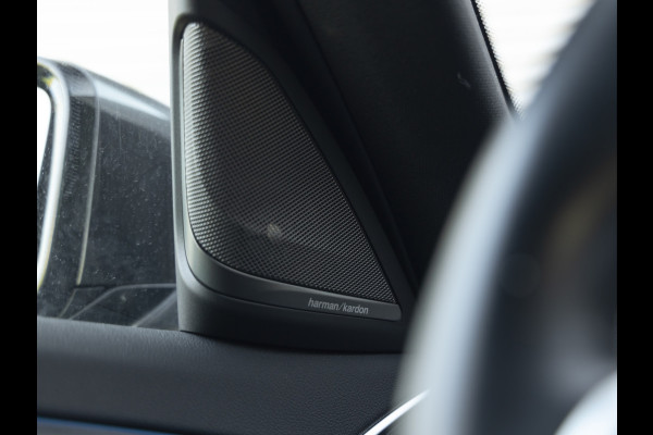 BMW 5 Serie Touring 530e M-Sport - Harman Kardon - Driving Ass Prof - 2x TV - Trekhaak - Head-Up