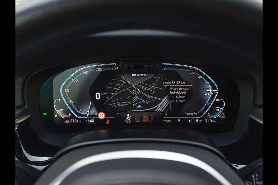 BMW 5 Serie Touring 530e M-Sport - Harman Kardon - Driving Ass Prof - 2x TV - Trekhaak - Head-Up