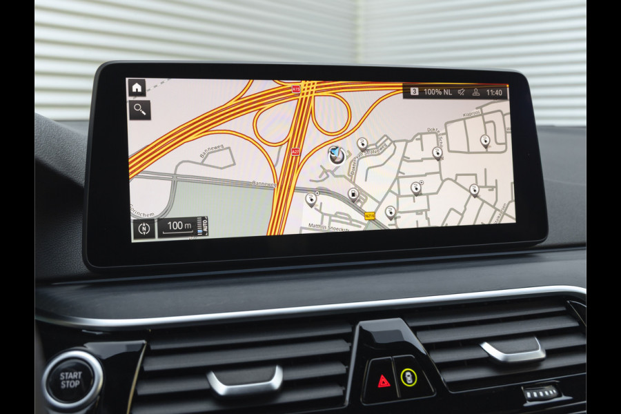 BMW 5 Serie Touring 530e M-Sport - Harman Kardon - Driving Ass Prof - 2x TV - Trekhaak - Head-Up