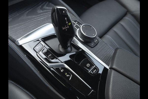 BMW 5 Serie Touring 530e M-Sport - Harman Kardon - Driving Ass Prof - 2x TV - Trekhaak - Head-Up