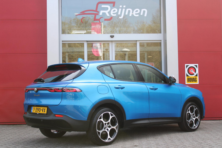 Alfa Romeo Tonale 1.5T 130PK Hybrid SPRINT | 360° CAMERA | NAVIGATIE | DRAADLOOS APPLE CARPLAY / ANDROID AUTO | 19 "INCH LICHTMETALEN VELGEN | ADAPTIVE CRUISE CONTROL | KEYLESS ENTRY / START | VOORSTOELEN / STUUR VERWARMD | VERWARMDE RUITENSPROEIERS | DRAADLOZE TELEFOONLADER | DONKERE HEMELBEKLEDING | DODHOEKDETECTIE |