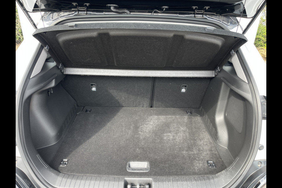 Hyundai Kona 1.6 GDI HEV Fashion | CarPlay | Camera | LED | Keyless | DAB+ | 18 inch