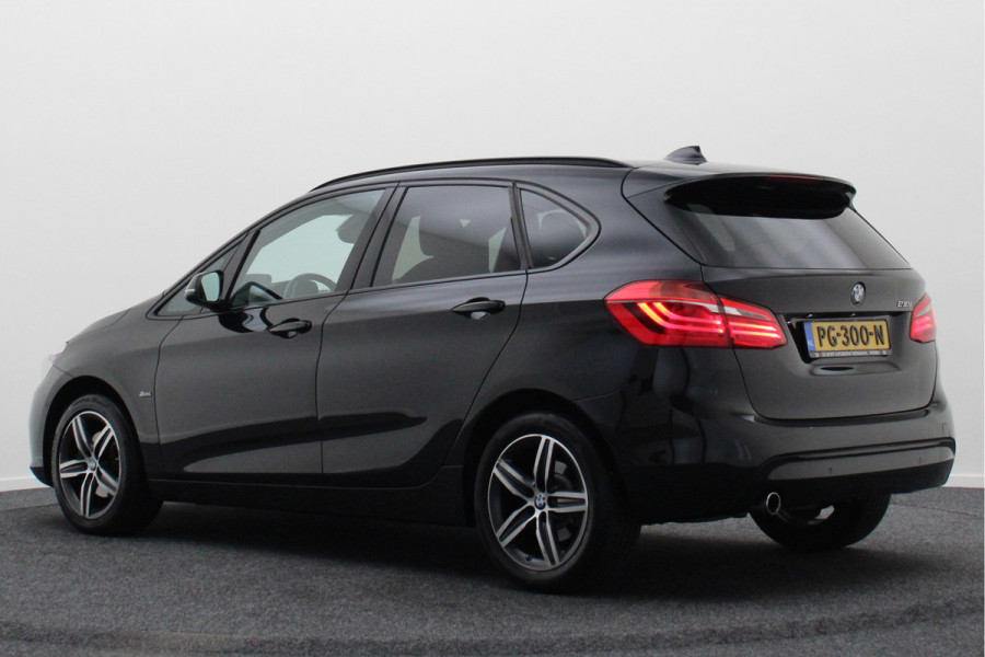 BMW 2 Serie Active Tourer 218i Corporate Lease High Executive Leer, Head-Up, Cruise, Climate, Navigatie, Bluetooth, LED, PDC, 17''