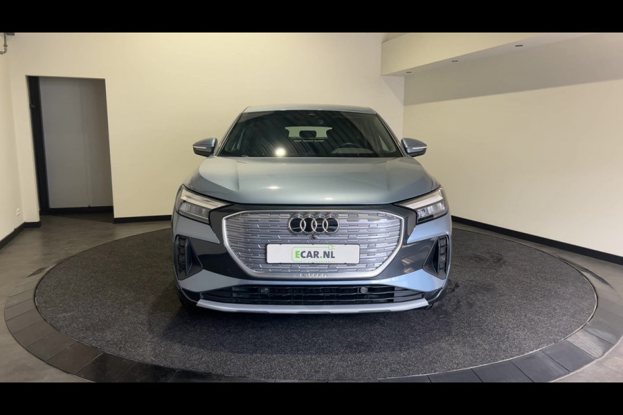 Audi Q4 Sportback e-tron 40 Advanced edition 77 kWh | Navigatie | Sportstoelen | Verwarmde voorstoelen | Parkeersensor achter | Soh (batterijcheck) 100 %
