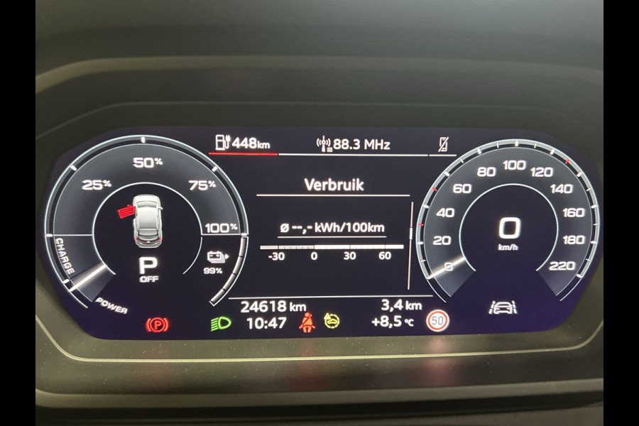 Audi Q4 Sportback e-tron 40 Advanced edition 77 kWh | Navigatie | Sportstoelen | Verwarmde voorstoelen | Parkeersensor achter | Soh (batterijcheck) 100 %