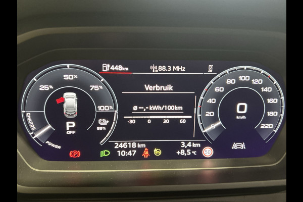 Audi Q4 Sportback e-tron 40 Advanced edition 77 kWh | Navigatie | Sportstoelen | Verwarmde voorstoelen | Parkeersensor achter | Soh (batterijcheck) 100 %