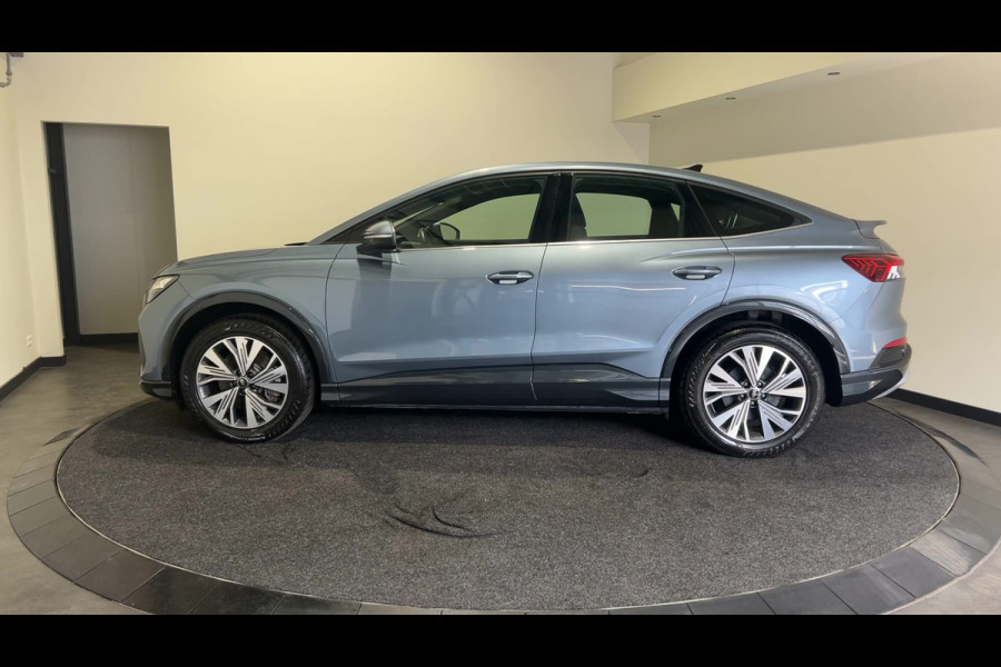 Audi Q4 Sportback e-tron 40 Advanced edition 77 kWh | Navigatie | Sportstoelen | Verwarmde voorstoelen | Parkeersensor achter | Soh (batterijcheck) 100 %