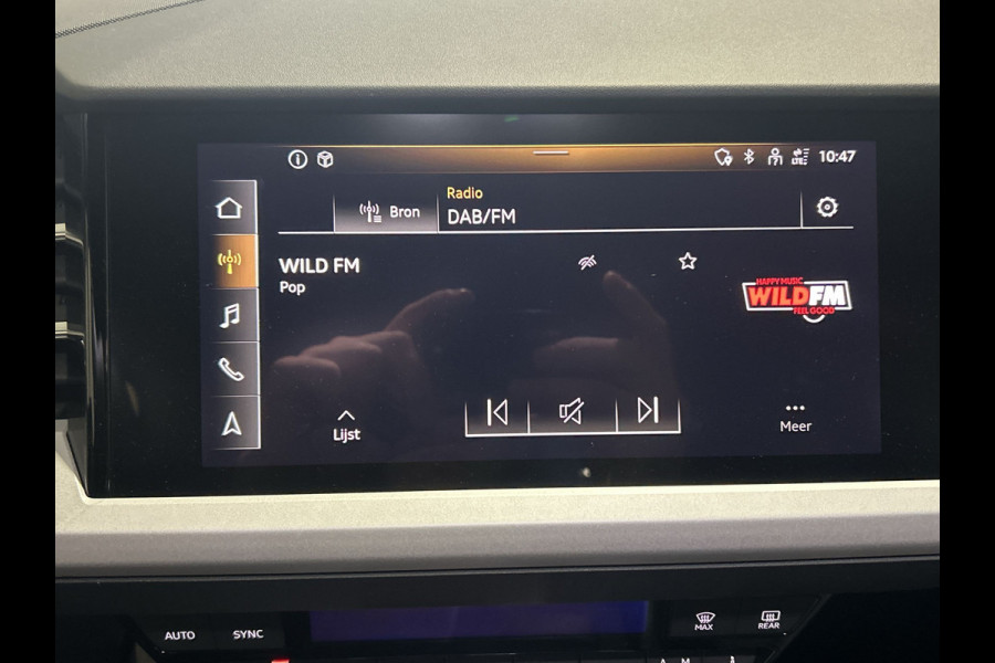 Audi Q4 Sportback e-tron 40 Advanced edition 77 kWh | Navigatie | Sportstoelen | Verwarmde voorstoelen | Parkeersensor achter | Soh (batterijcheck) 100 %