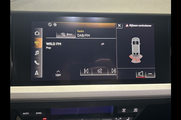 Audi Q4 Sportback e-tron 40 Advanced edition 77 kWh | Navigatie | Sportstoelen | Verwarmde voorstoelen | Parkeersensor achter | Soh (batterijcheck) 100 %