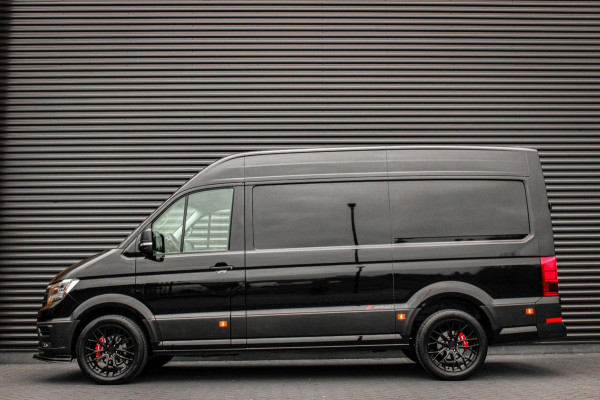 Volkswagen Crafter 35 2.0 TDI L3H3 Highline LED / XENON / APPLE CARPLAY / NAVIGATIE / DSG / FULL BLACK / 140PK / AUTOMAAT / 3-ZITS