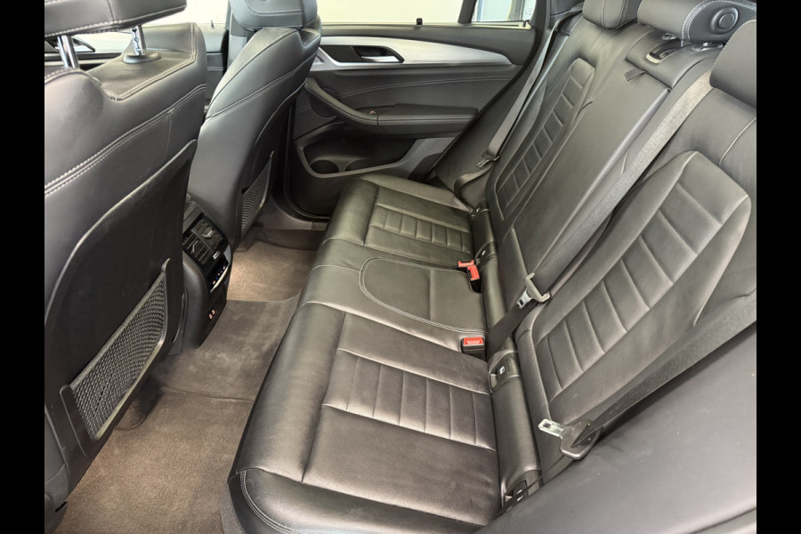 BMW X3 xDrive30e High Executive 293PK Panoramadak Head-up 20'lmv Navigatie VCP * 2e Paasdag zijn wij geopend van 12:00 tot 17:00uur! *
