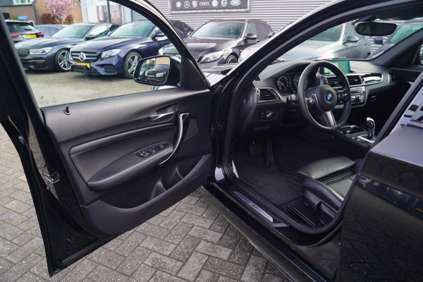 BMW 1-serie 118i High Executive | M-pakket | Facelift | Cruise control | 100% onderhouden | Shadowline | Stoelverwarming | DAB |