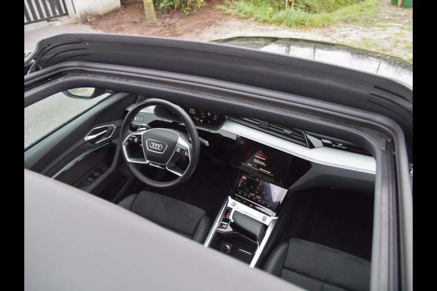 Audi e-tron Sportback 55 quattro S edition 95 kWh | Panoramadak | Camera | Apple Carplay | Cruise Control |