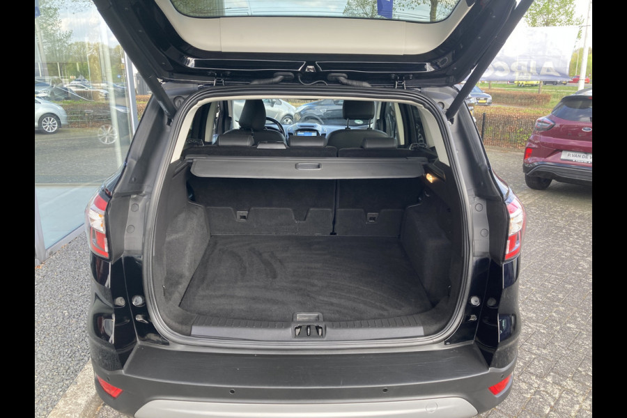 Ford Kuga 1.5 EcoBoost Titanium 150pk/110kW 6-bak | Trekhaak | Camera | Elek. klep | Dodehoek | Rijstrook | Winter Pack | etc. etc.