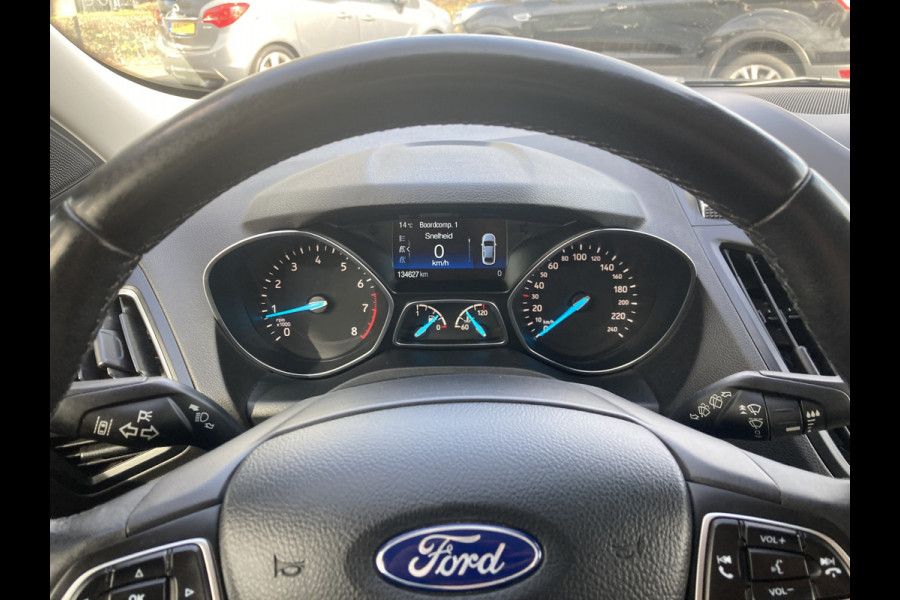 Ford Kuga 1.5 EcoBoost Titanium 150pk/110kW 6-bak | Trekhaak | Camera | Elek. klep | Dodehoek | Rijstrook | Winter Pack | etc. etc.