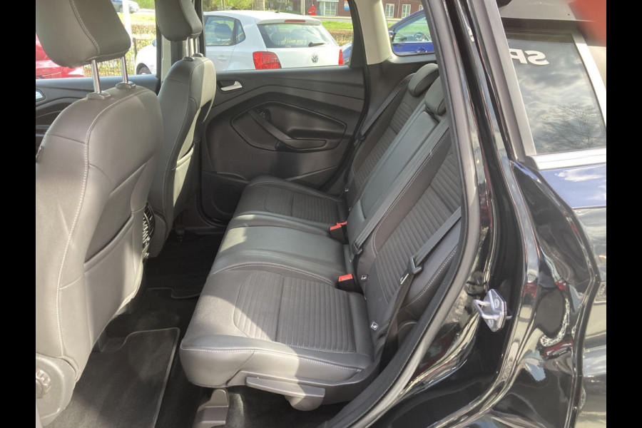 Ford Kuga 1.5 EcoBoost Titanium 150pk/110kW 6-bak | Trekhaak | Camera | Elek. klep | Dodehoek | Rijstrook | Winter Pack | etc. etc.