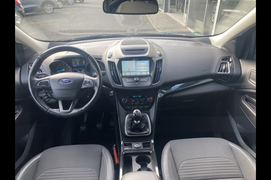 Ford Kuga 1.5 EcoBoost Titanium 150pk/110kW 6-bak | Trekhaak | Camera | Elek. klep | Dodehoek | Rijstrook | Winter Pack | etc. etc.